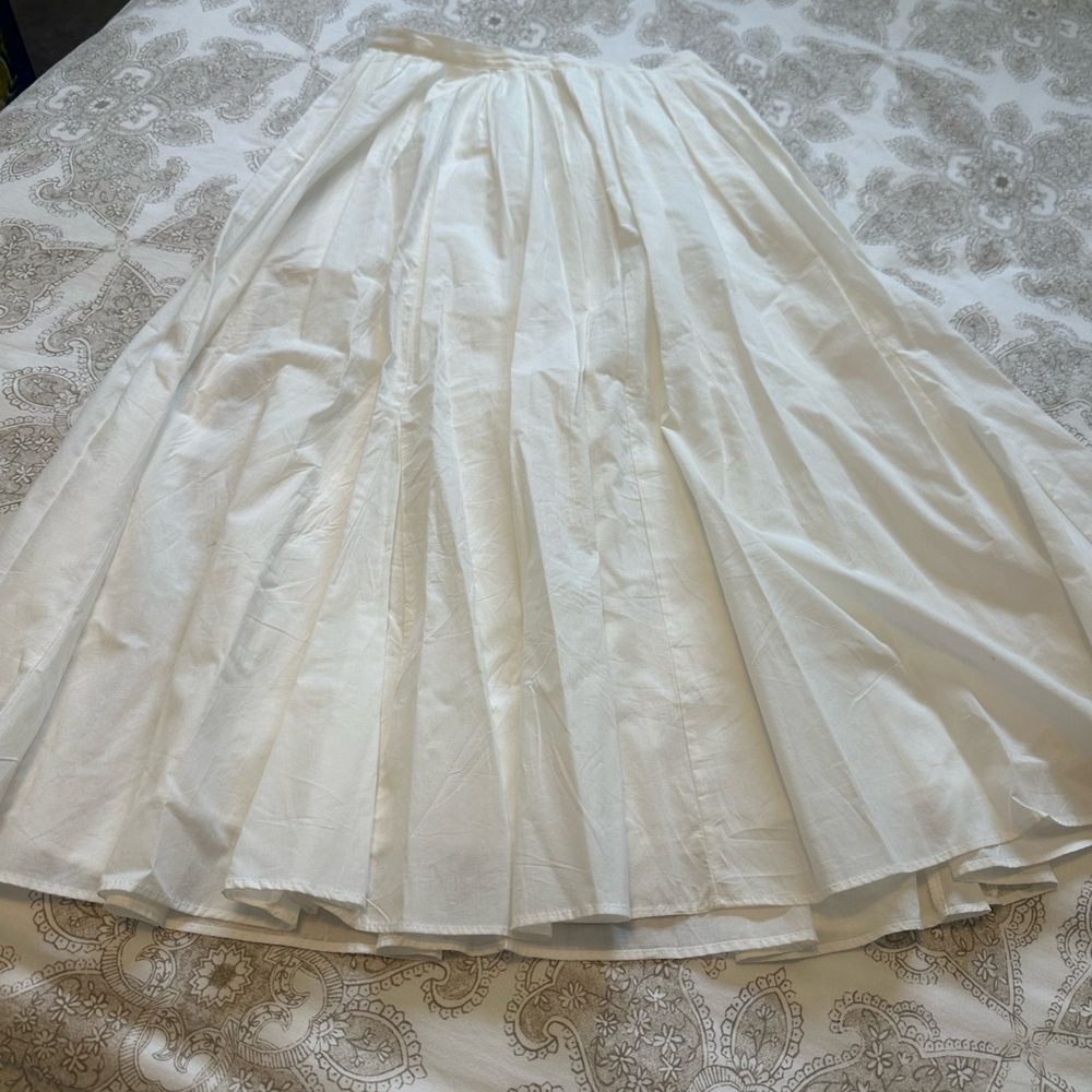 Zara Elegant Cream A-Line Skirt